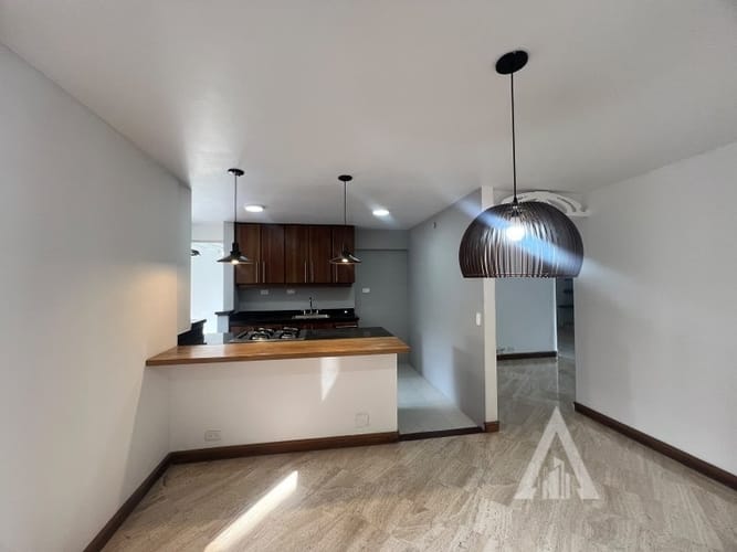 Apartamento de 3 alcobas en arriendo en La Florida, Medellín, 155 m² · foto 2 de 24