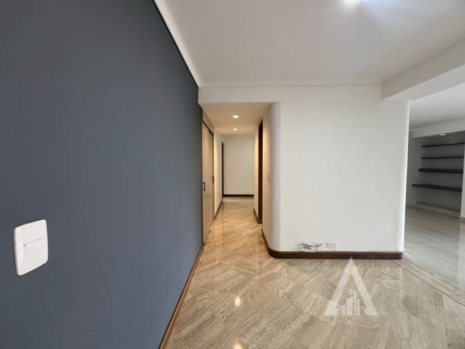 Apartamento de 3 alcobas en arriendo en La Florida, Medellín, 155 m² · foto 6 de 24