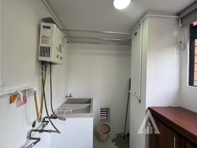 Apartamento de 3 alcobas en arriendo en La Florida, Medellín, 155 m² · foto 8 de 24