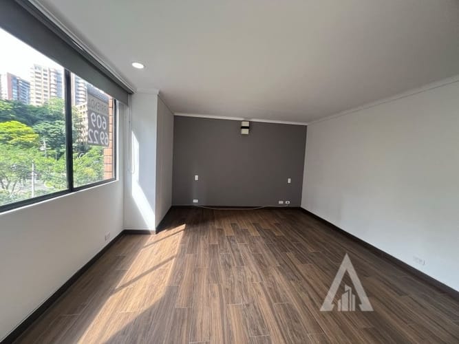 Apartamento de 3 alcobas en arriendo en La Florida, Medellín, 155 m² · foto 12 de 24