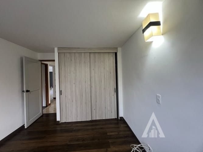 Apartamento de 3 alcobas en arriendo en La Florida, Medellín, 155 m² · foto 14 de 24