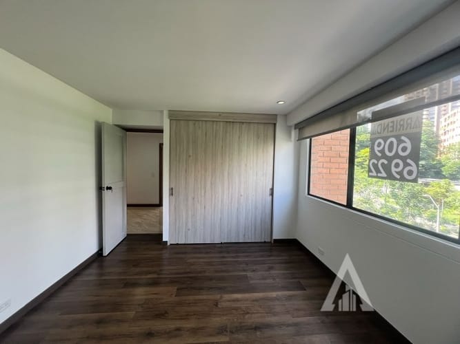 Apartamento de 3 alcobas en arriendo en La Florida, Medellín, 155 m² · foto 16 de 24