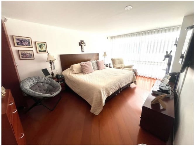 Apartamento de 3 alcobas en venta en Santa Barbara, Bogotá, 109 m² · foto 6 de 20