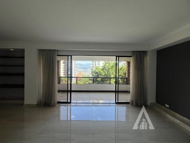 Apartamento de 3 alcobas en arriendo en La Florida, Medellín, 155 m² · foto 17 de 24