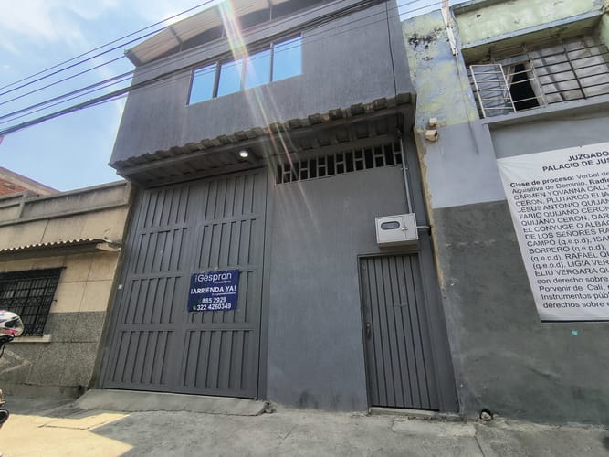 Bodega en arriendo en Porvenir, Cali, 120 m² · foto 2 de 12