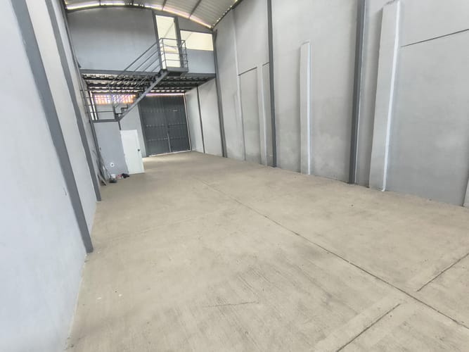 Bodega en arriendo en Porvenir, Cali, 120 m² · foto 6 de 12