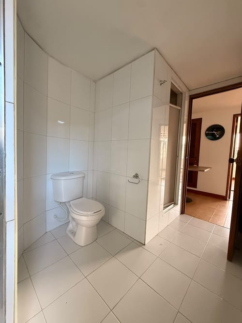 Apartamento de 2 alcobas en arriendo en Chicó Reservado, Bogotá, 90 m² · foto 14 de 17