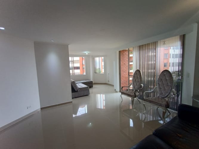 Apartamento de 3 alcobas en arriendo en Ciudadela Pasoancho, Cali, 100 m² · foto 12 de 24