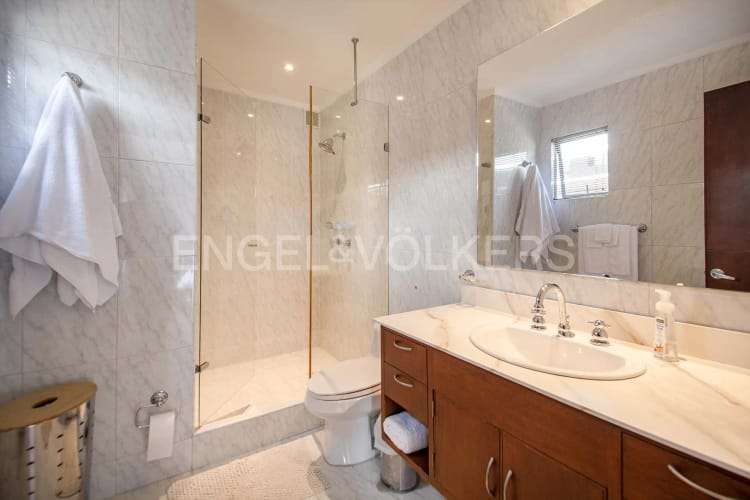 Apartamento de 3 alcobas en venta en Chicó Navarra, Bogotá, 145 m² · foto 12 de 14