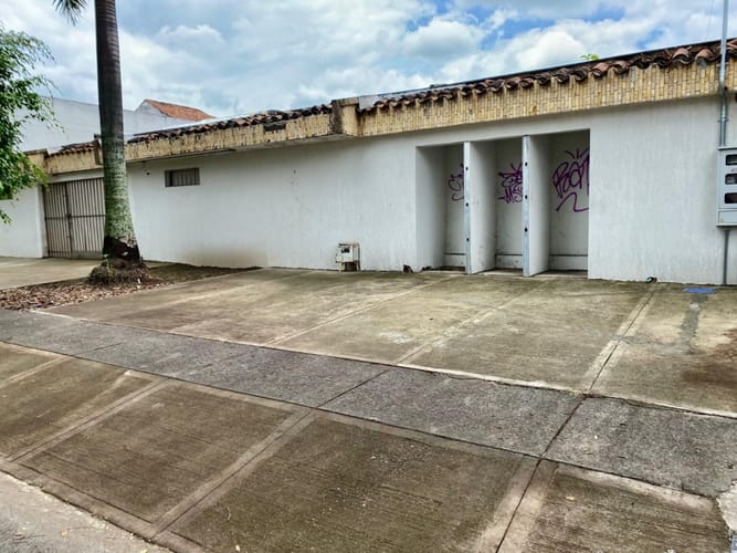 Casa de 5 alcobas en venta en Las Mercedes, Palmira, 483 m² · foto 11 de 21