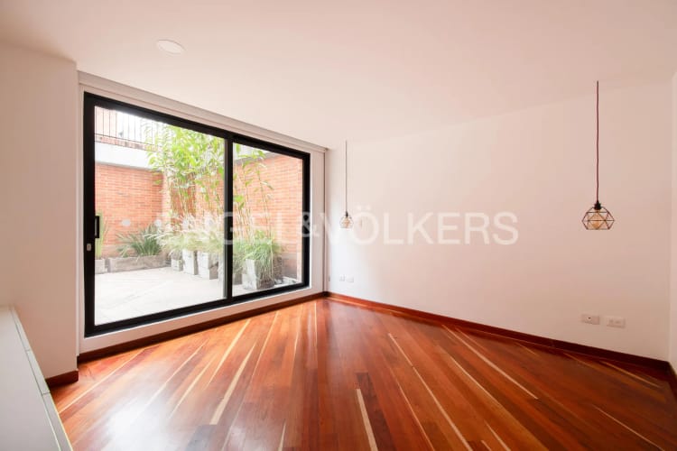 Apartamento de 2 alcobas en venta en Chico, Bogotá, 143 m² · foto 11 de 14