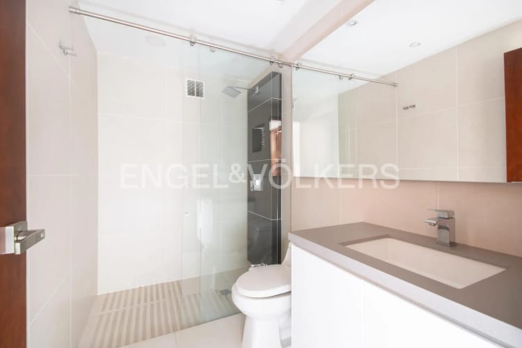 Apartamento de 2 alcobas en venta en Chico, Bogotá, 143 m² · foto 9 de 14
