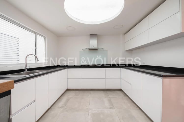 Apartamento de 2 alcobas en venta en Chico, Bogotá, 143 m² · foto 8 de 14