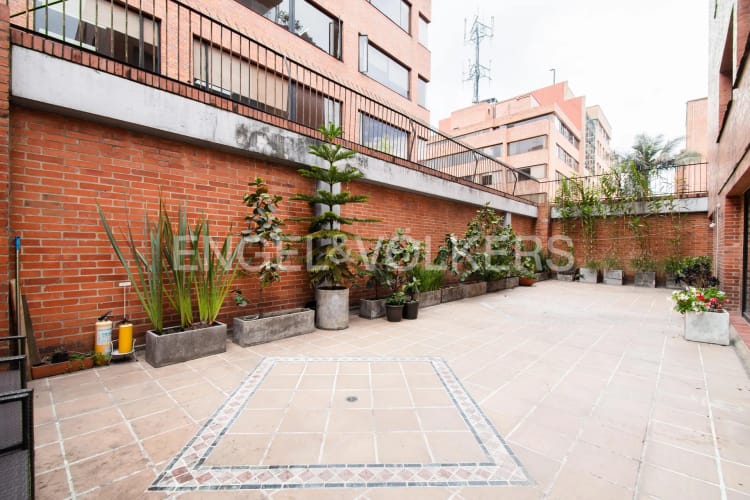 Apartamento de 2 alcobas en venta en Chico, Bogotá, 143 m² · foto 6 de 14