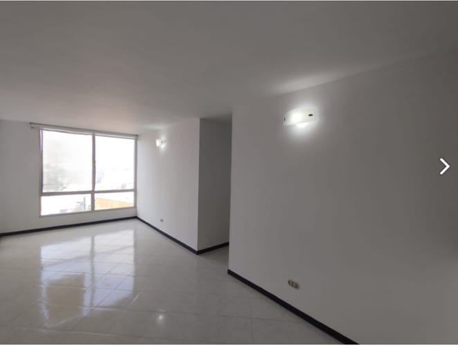 Apartamento de 2 alcobas en arriendo en Castropol, Medellín, 70 m² · foto 4 de 15