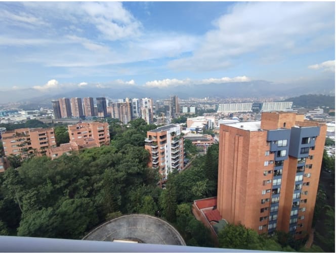 Apartamento de 2 alcobas en arriendo en Castropol, Medellín, 70 m² · foto 6 de 15