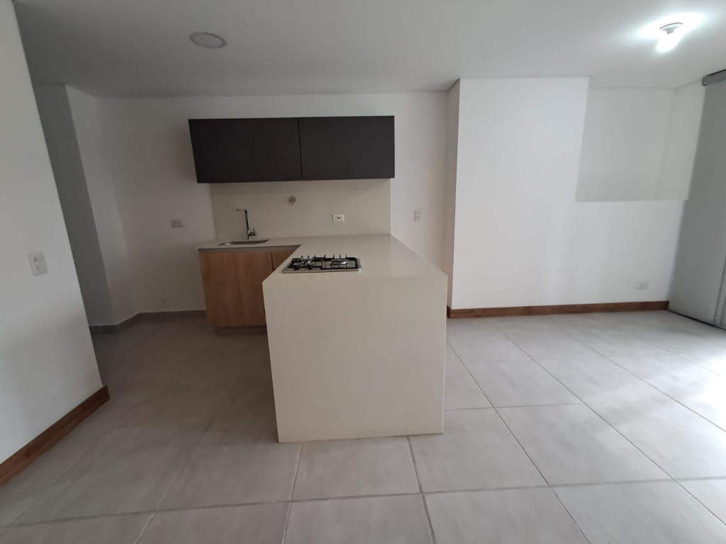 Apartamento en Arriendo en Ciudad del Río, Medellín