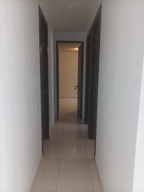 Apartamento de 3 alcobas en venta en Primera De Mayo, Girón, 57 m² · foto 3 de 15