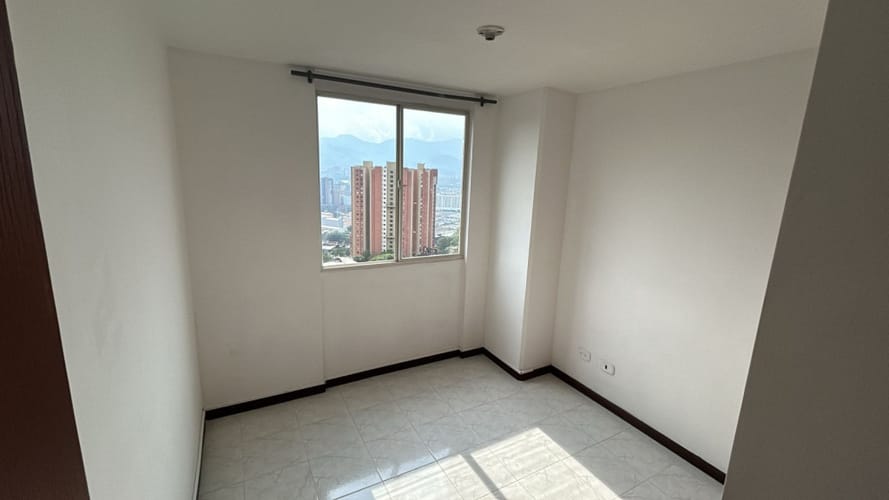 Apartamento de 2 alcobas en arriendo en Vía Las Palmas, Medellín, 55 m² · foto 9 de 10