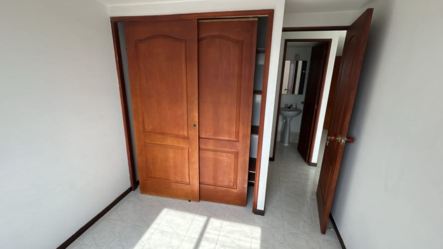 Apartamento de 2 alcobas en arriendo en Vía Las Palmas, Medellín, 55 m² · foto 10 de 10