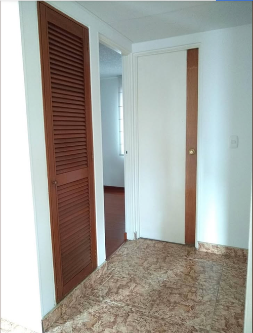 Apartamento de 3 alcobas en venta en Atabanza, Bogotá, 78 m² · foto 2 de 10