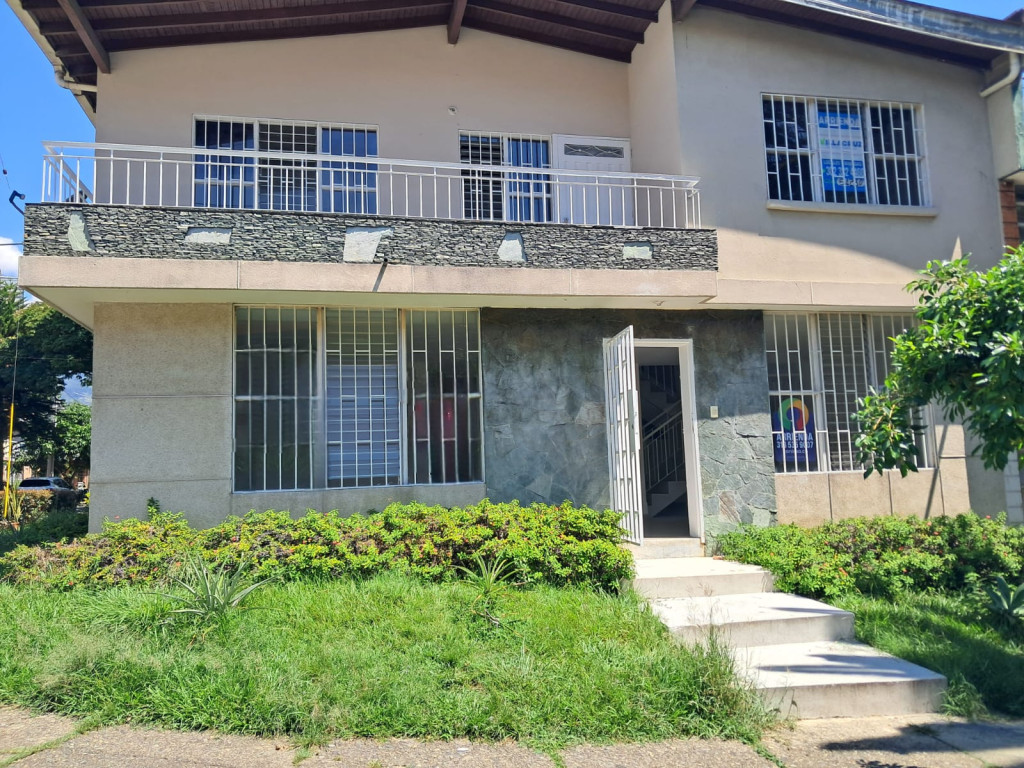 Casa en Arriendo en Laureles, Medellín