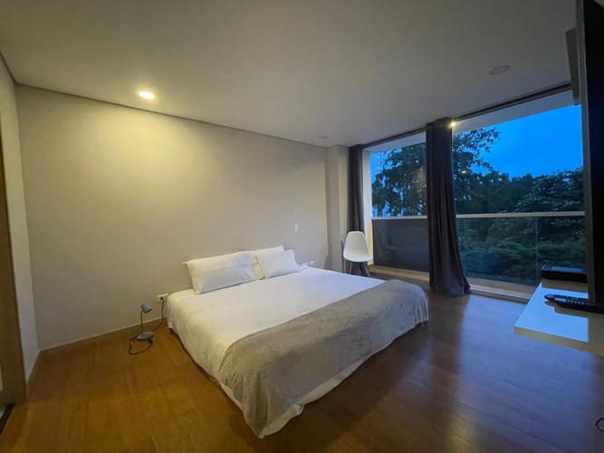 Apartamento de 1 alcoba en arriendo en El Diamante No. 2, Medellín, 62 m² · foto 4 de 12