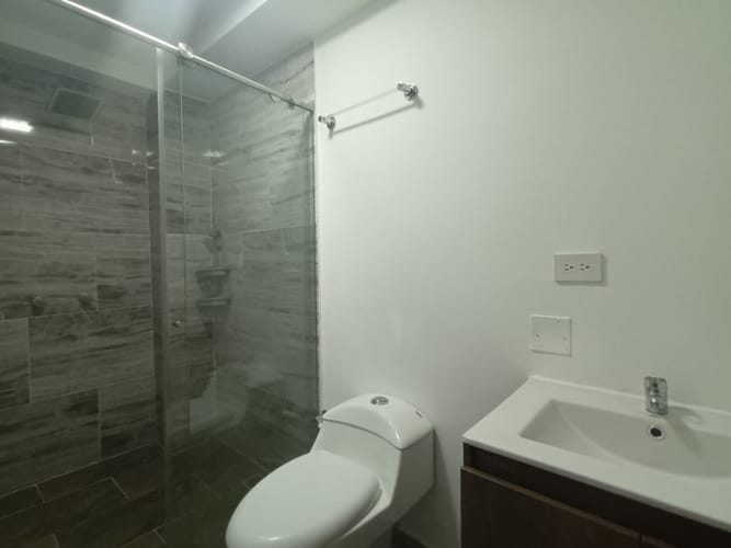 Apartamento de 3 alcobas en arriendo en La Colina, Medellín, 65 m² · foto 12 de 14
