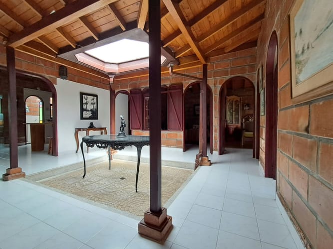 Casa de 4 alcobas en venta en Aguas Frias, Medellín · foto 10 de 24