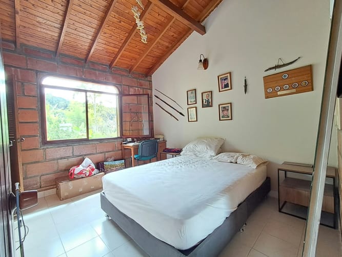 Casa de 4 alcobas en venta en Aguas Frias, Medellín · foto 14 de 24