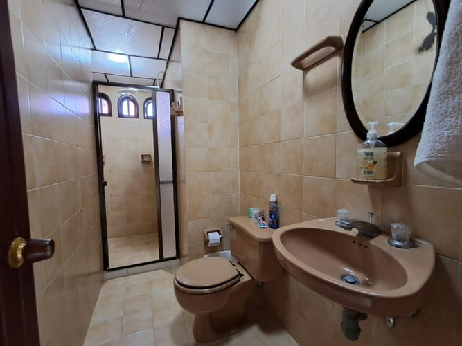 Casa de 4 alcobas en venta en Aguas Frias, Medellín · foto 18 de 24