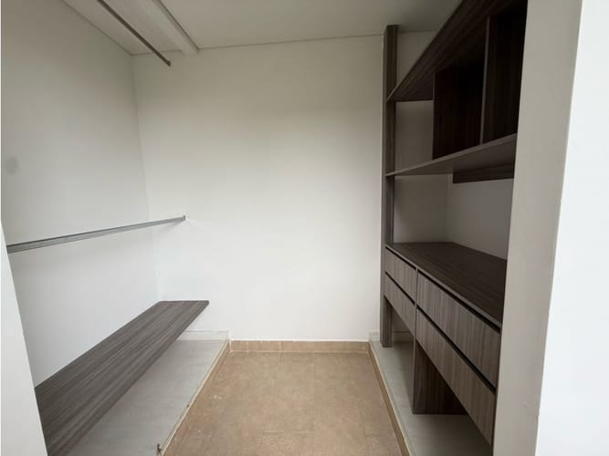 Casa de 3 alcobas en arriendo en El Caimo, Armenia, 280 m² · foto 22 de 24