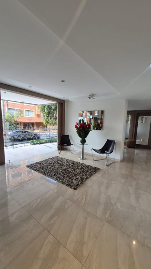Apartamento de 2 alcobas en arriendo en San Patricio, Bogotá, 93 m² · foto 6 de 24