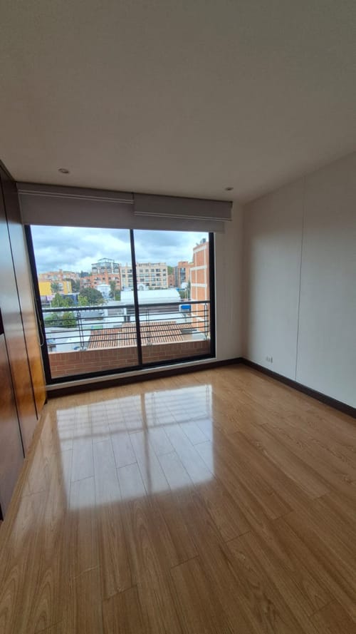 Apartamento de 2 alcobas en arriendo en San Patricio, Bogotá, 93 m² · foto 18 de 24