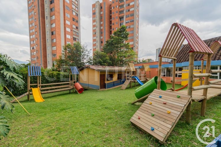 Lote en venta en La Inmaculada, Envigado, 1502 m² · foto 7 de 12