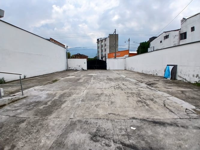 Bodega en arriendo en Viviendas Del Sur, Itagüí, 420 m² · foto 4 de 10