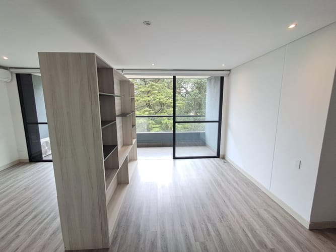 Apartamento de 1 alcoba en arriendo en Altos Del Poblado, Medellín, 62 m² · foto 6 de 15