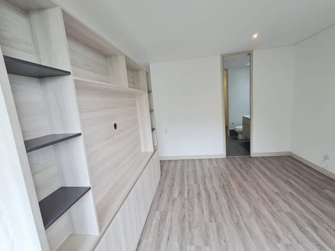 Apartamento de 1 alcoba en arriendo en Altos Del Poblado, Medellín, 62 m² · foto 7 de 15