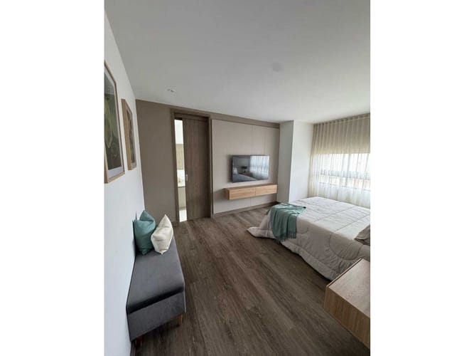 Apartamento de 2 alcobas en arriendo en Los Balsos, Medellín, 92 m² · foto 10 de 16