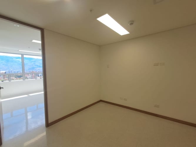 Consultorio en arriendo en Los Pinos, Medellín, 38 m² · foto 7 de 20