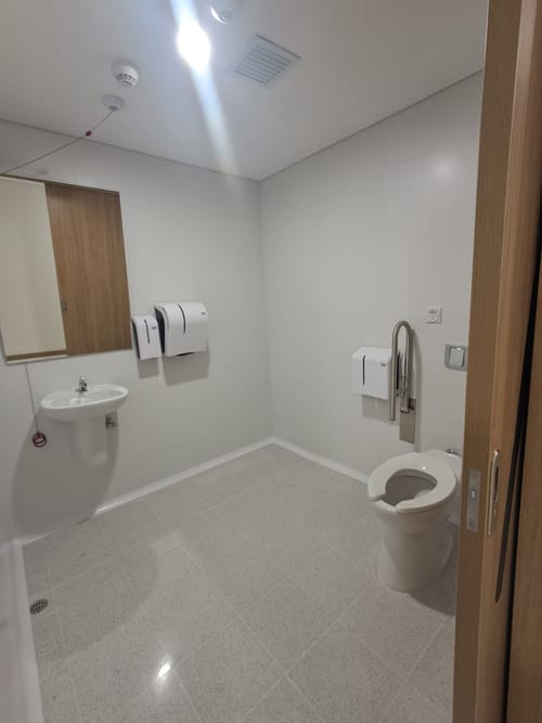Consultorio en arriendo en Los Pinos, Medellín, 38 m² · foto 8 de 20