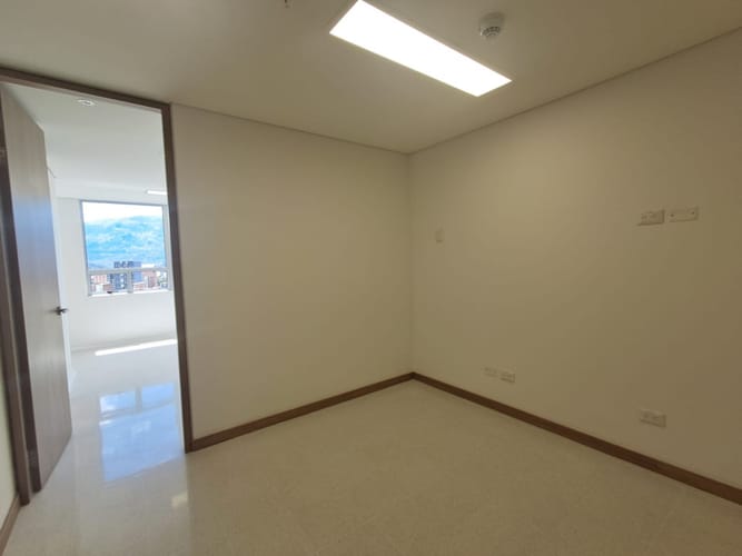 Consultorio en arriendo en Los Pinos, Medellín, 38 m² · foto 14 de 20