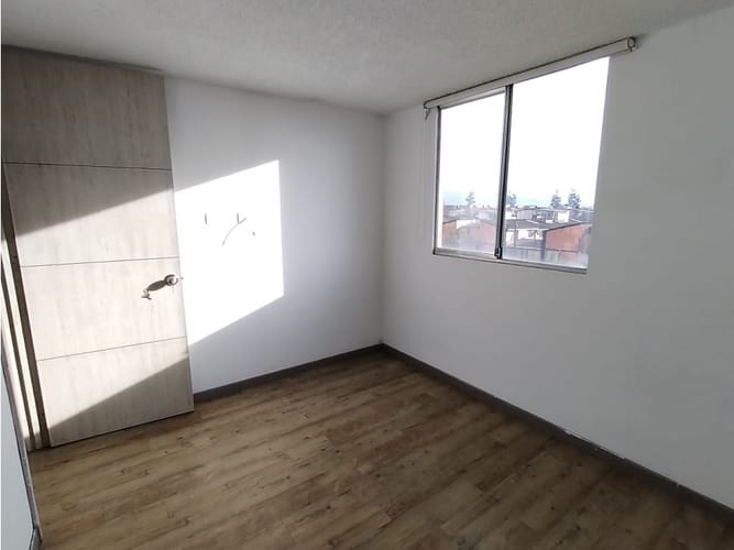 Apartaestudio en venta en Calandaima, Bogotá, 47 m² · foto 4 de 14