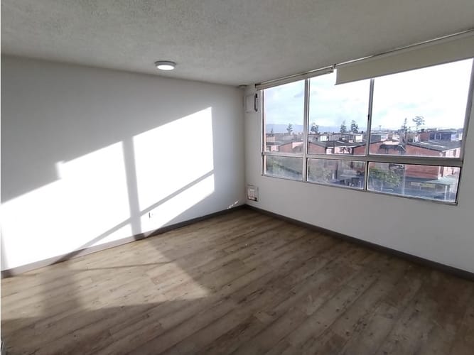 Apartaestudio en venta en Calandaima, Bogotá, 47 m² · foto 7 de 14