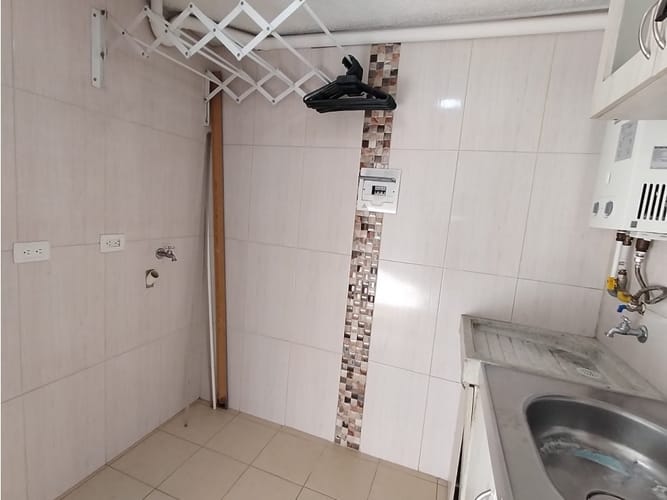 Apartaestudio en venta en Calandaima, Bogotá, 47 m² · foto 12 de 14