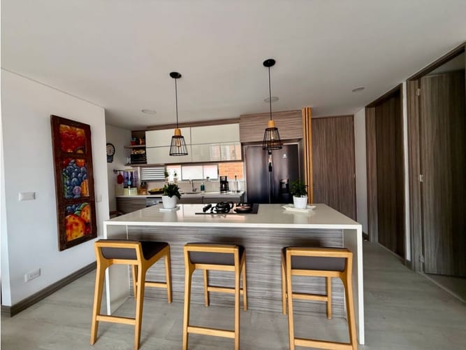 Apartamento de 2 alcobas en venta en Loma De Las Brujas, Medellín, 96 m² · foto 7 de 24