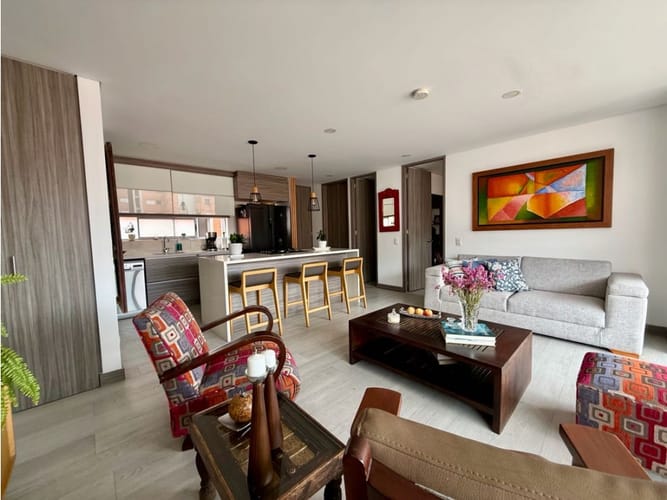Apartamento de 2 alcobas en venta en Loma De Las Brujas, Medellín, 96 m² · foto 11 de 24