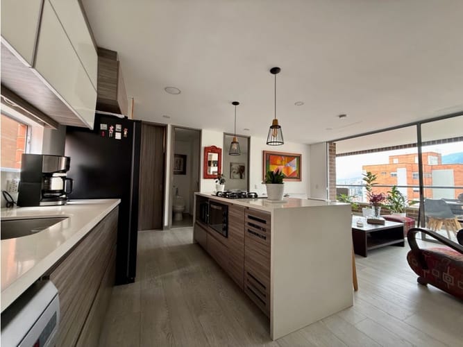 Apartamento de 2 alcobas en venta en Loma De Las Brujas, Medellín, 96 m² · foto 12 de 24