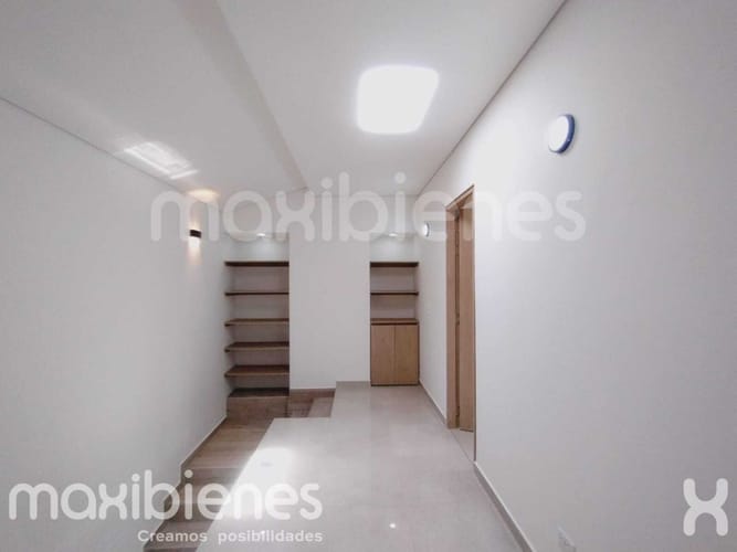 Apartamento de 2 alcobas en arriendo en La Floresta, Medellín, 103 m² · foto 6 de 15