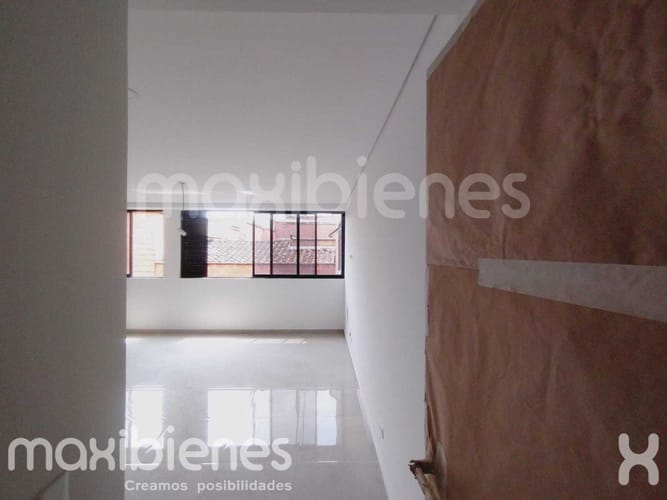 Apartamento de 2 alcobas en arriendo en La Floresta, Medellín, 103 m² · foto 9 de 15